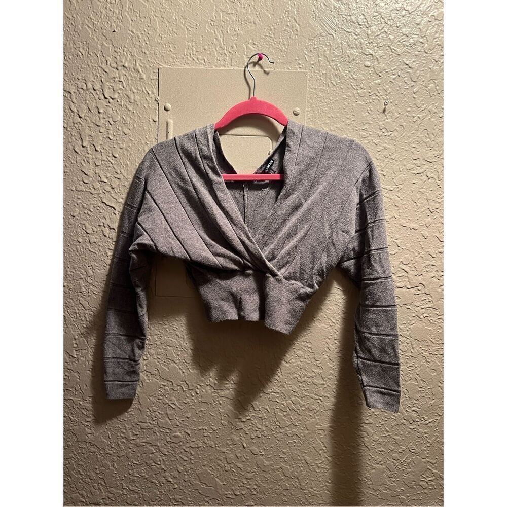 Fashion Nova Grey Long Sleeve Crop Top Woman’s Size XS